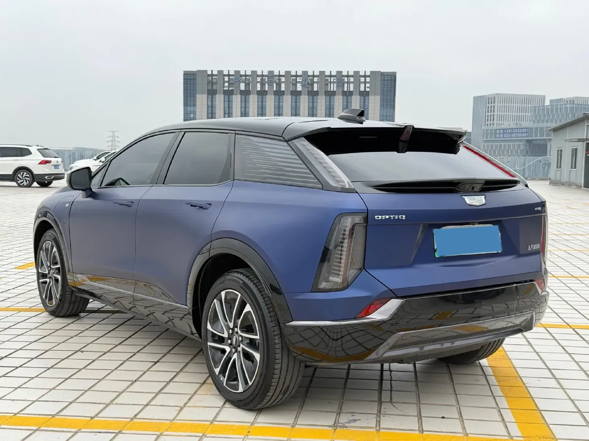2024 Cadillac OPTIQ BEV 79.7KWH,autocango,china used car exporter,china ev exporter,chinese used car exporter,chinese used ev exporter