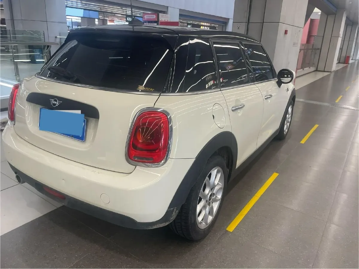 2020 MINI MINI 1.5T 102HP L3 7DCT,autocango,china used car exporter,china ev exporter,chinese used car exporter,chinese used ev exporter
