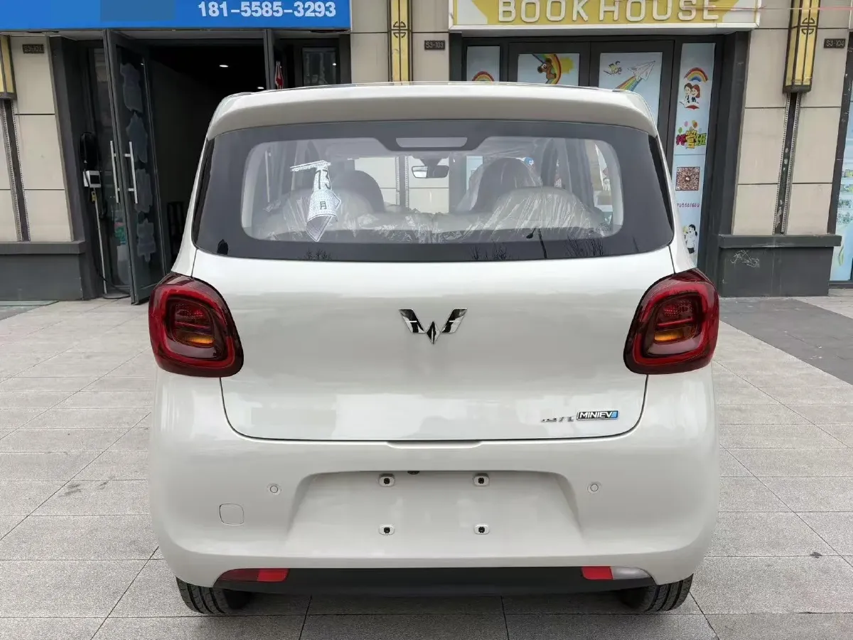 2025 WuLing HongGuang MINI EV BEV 16.2KWH,autocango,china used car exporter,china ev exporter,chinese used car exporter,chinese used ev exporter