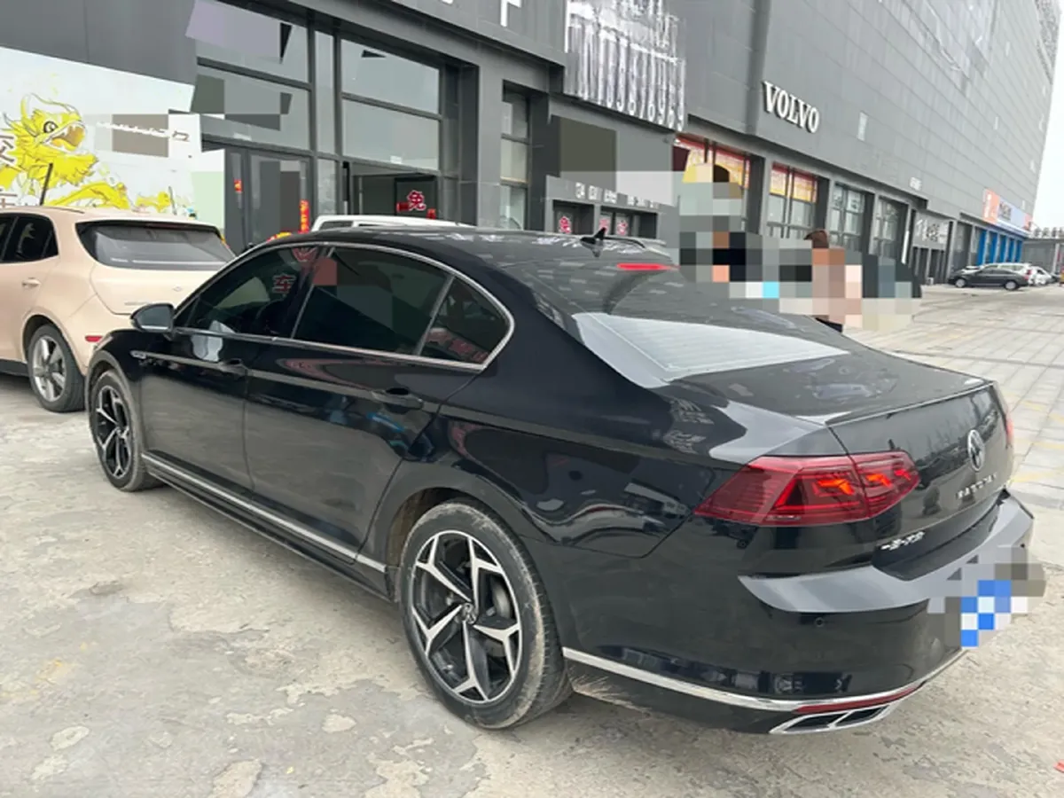 2024 Volkswagen Magotan 2.0T 186HP L4 7DCT,autocango,china used car exporter,china ev exporter,chinese used car exporter,chinese used ev exporter