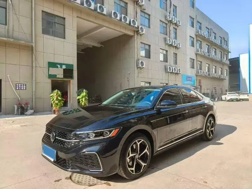 2026 Volkswagen Passat 2.0T 220HP L4 7DCT,autocango,china used car exporter,china ev exporter,chinese used car exporter,chinese used ev exporter