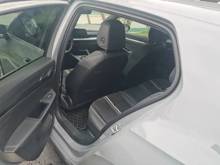 2021 Volkswagen Golf 1.4T 150HP L4 7DCT,autocango,china used car exporter,china ev exporter,chinese used car exporter,chinese used ev exporter