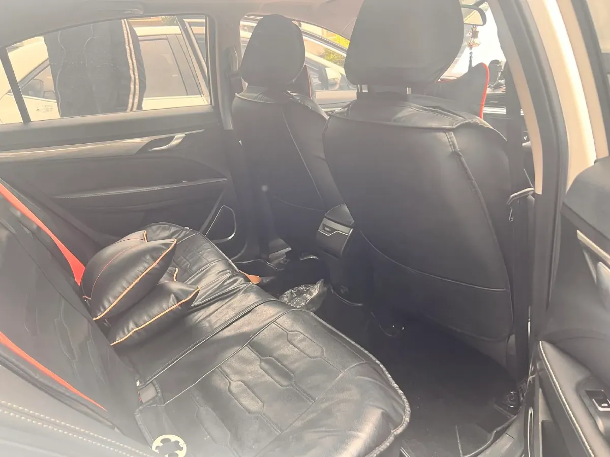 2019 Geely Emgrand 1.5L 109HP L4 5MT,autocango,china used car exporter,china ev exporter,chinese used car exporter,chinese used ev exporter