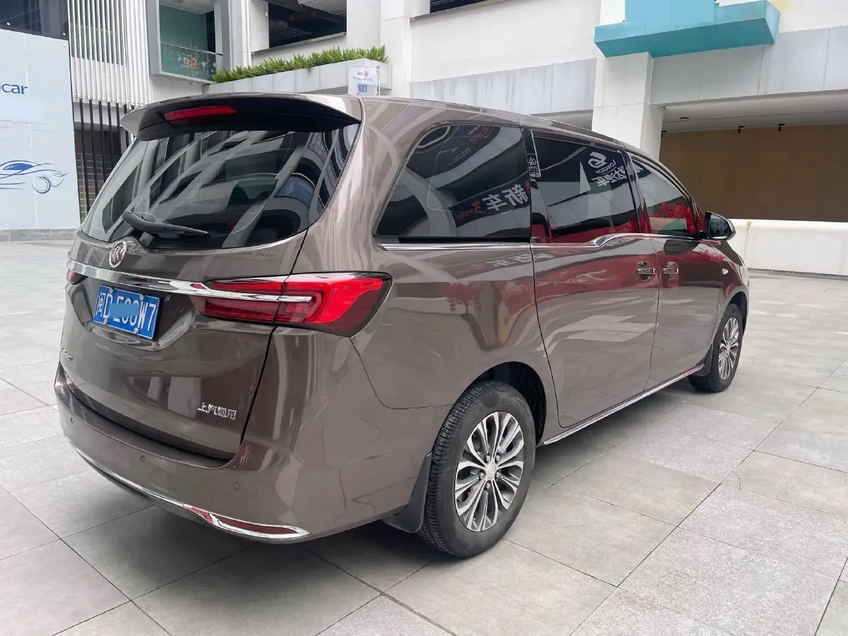 2022 Buick GL8 2.0T 237HP L4 9AT,autocango,china used car exporter,china ev exporter,chinese used car exporter,chinese used ev exporter