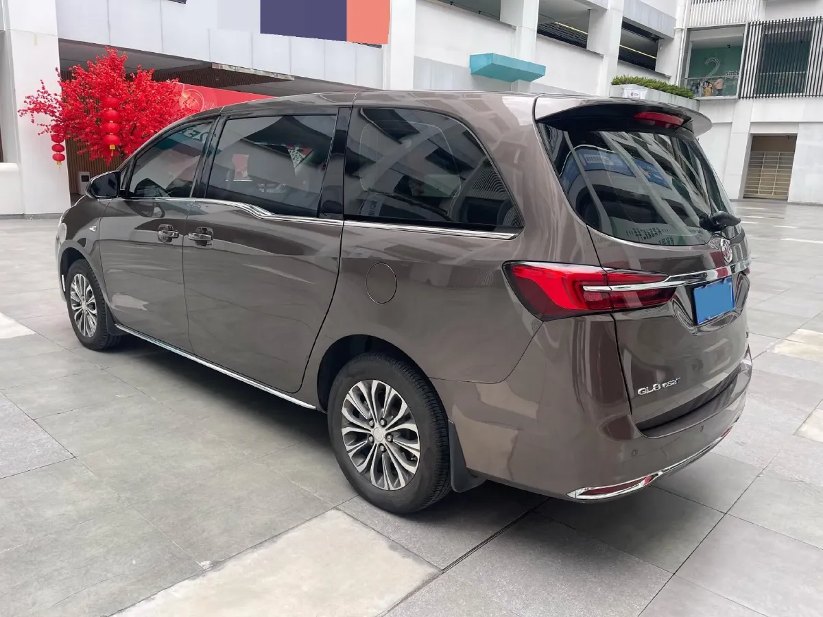2022 Buick GL8 2.0T 237HP L4 9AT,autocango,china used car exporter,china ev exporter,chinese used car exporter,chinese used ev exporter