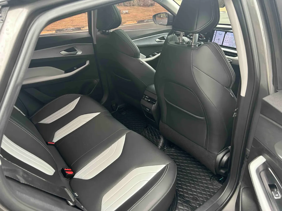 2024 Geely Binray 1.5T 181HP L4 7DCT,autocango,china used car exporter,china ev exporter,chinese used car exporter,chinese used ev exporter