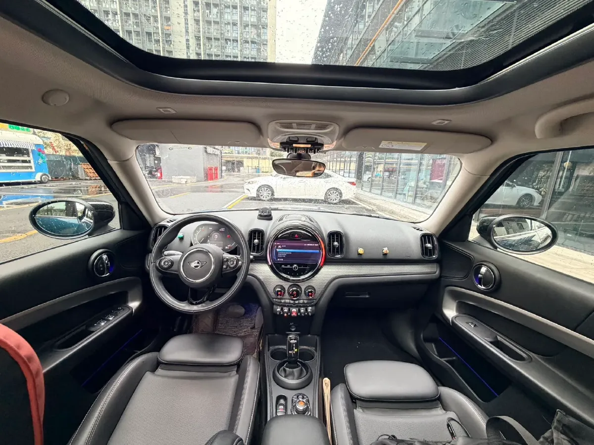 2021 MINI COUNTRYMAN 1.5T 136HP L3 8AT,autocango,china used car exporter,china ev exporter,chinese used car exporter,chinese used ev exporter
