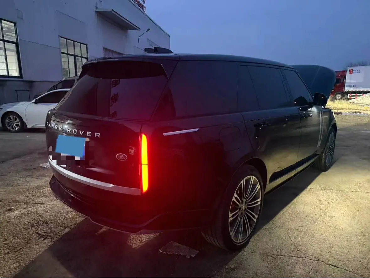 2025 Land Rover Range Rover 3.0T 400HP L6 8AT,autocango,china used car exporter,china ev exporter,chinese used car exporter,chinese used ev exporter