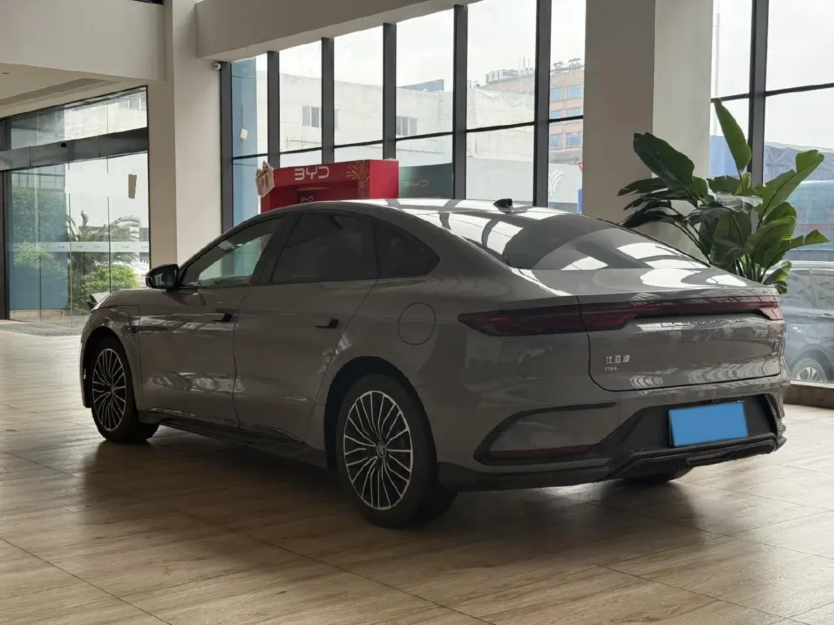2025 BYD Han 1.5T 156HP L4 E-CVT PHEV,autocango,china used car exporter,china ev exporter,chinese used car exporter,chinese used ev exporter