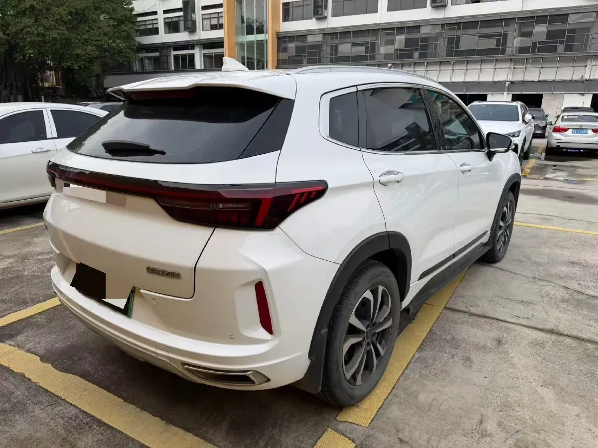 2022 DongFeng Forthing T5 1.5T 165HP L4 6AT,autocango,china used car exporter,china ev exporter,chinese used car exporter,chinese used ev exporter