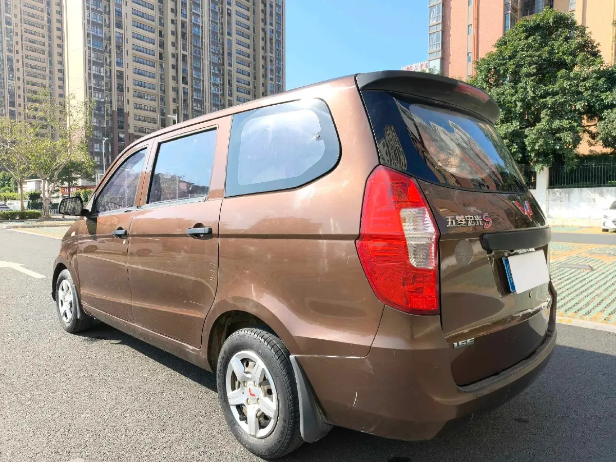 2015 WuLing HongGuang 1.5L 112HP L4 5MT,autocango,china used car exporter,china ev exporter,chinese used car exporter,chinese used ev exporter