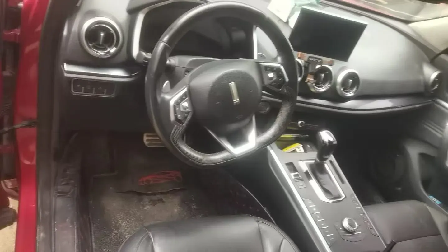 2019 WEY VV5 2.0T 197HP L4 7DCT,autocango,china used car exporter,china ev exporter,chinese used car exporter,chinese used ev exporter