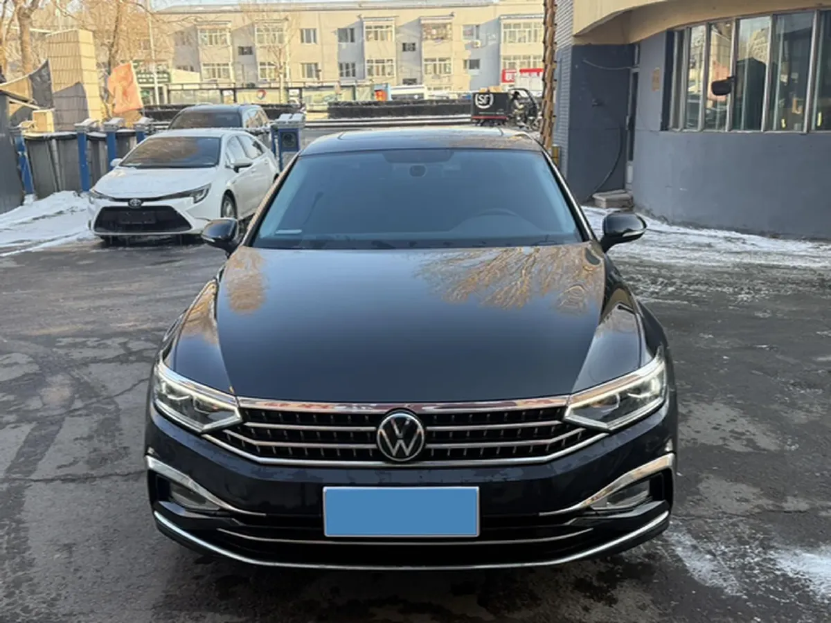 2024 Volkswagen Magotan 1.4T 150HP L4 7DCT,autocango,china used car exporter,china ev exporter,chinese used car exporter,chinese used ev exporter