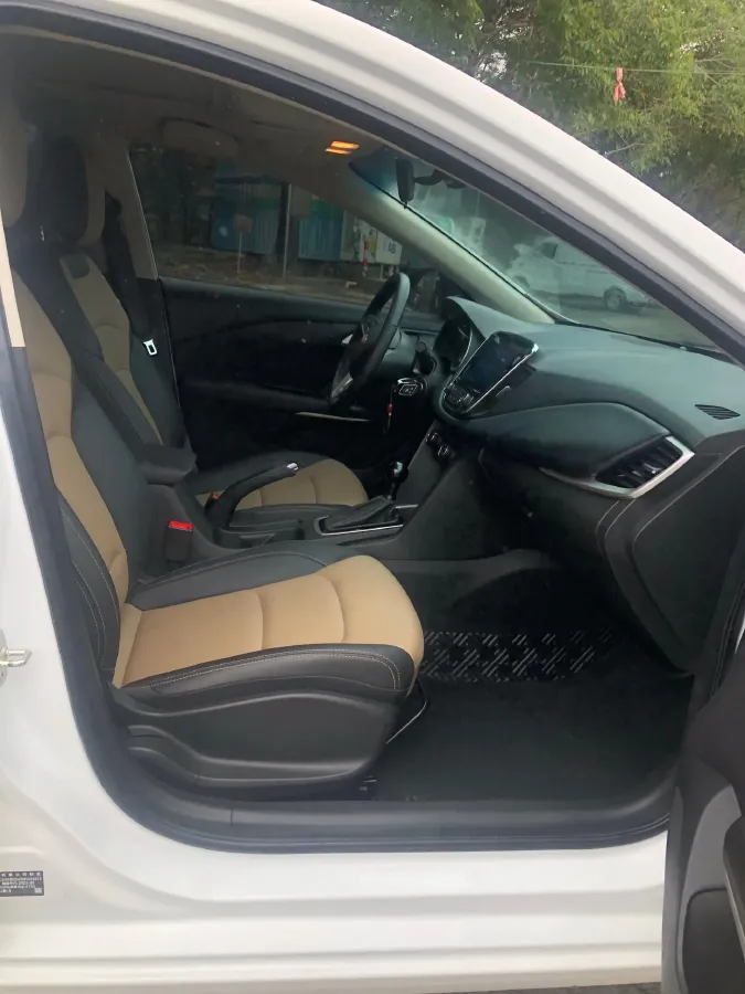 2022 Chevrolet Monza 1.5L 113HP L4 6AT,autocango,china used car exporter,china ev exporter,chinese used car exporter,chinese used ev exporter