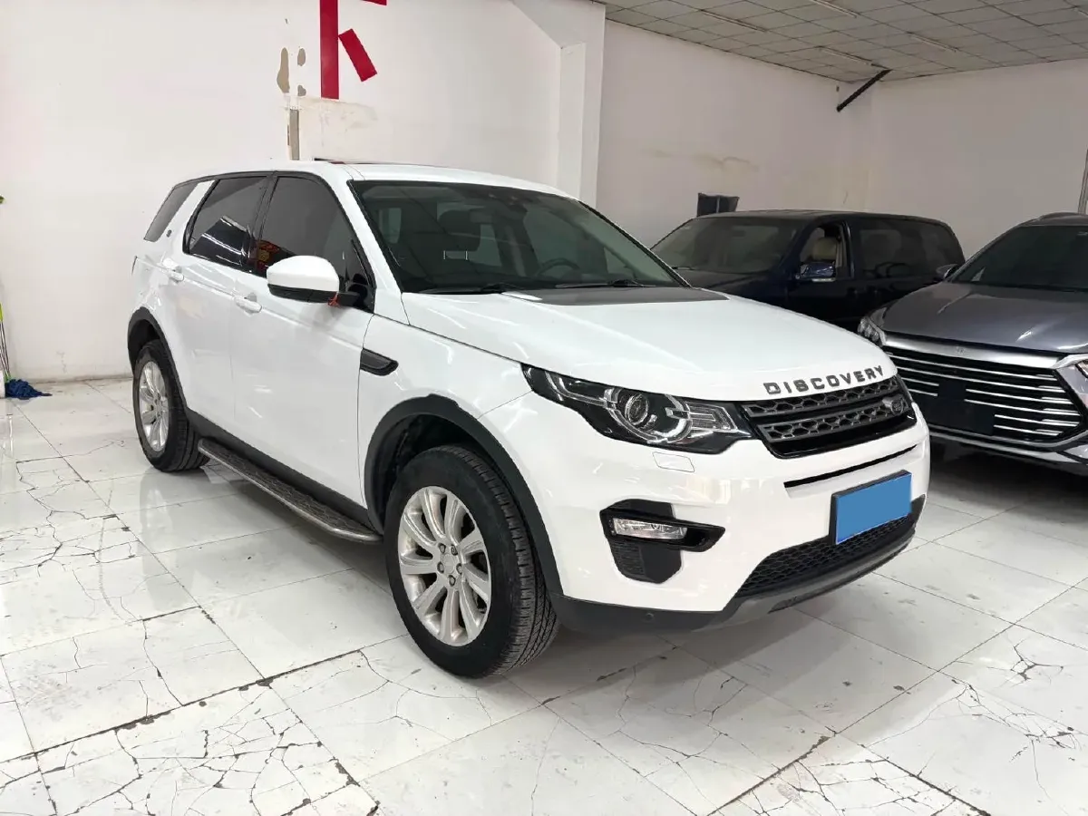 2017 Land Rover Discovery Sport 2.0T 241HP L4 9AT,autocango,china used car exporter,china ev exporter,chinese used car exporter,chinese used ev exporter