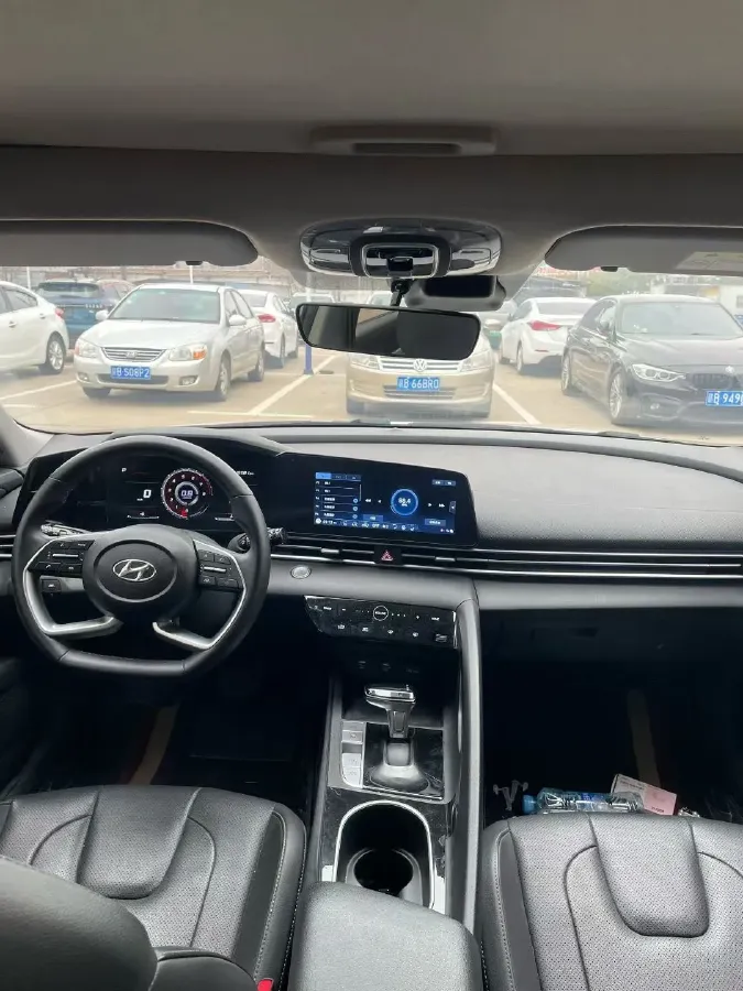 2021 Hyundai Elantra 1.5L 115HP L4 CVT,autocango,china used car exporter,china ev exporter,chinese used car exporter,chinese used ev exporter