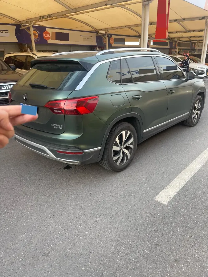 2019 Jeep Cherokee 2.0T 234HP L4 9AT,autocango,china used car exporter,china ev exporter,chinese used car exporter,chinese used ev exporter