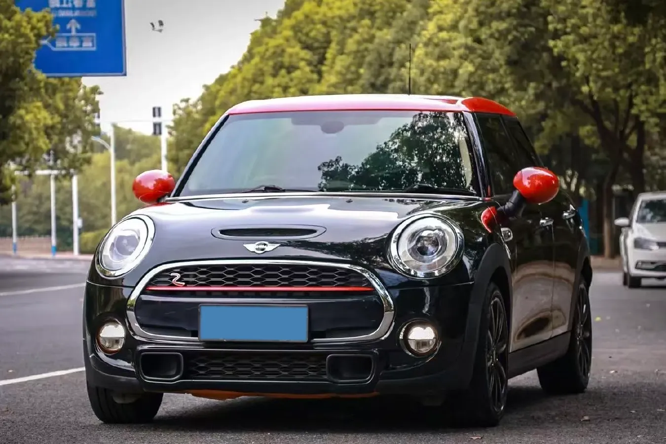2017 MINI MINI 2.0T 192HP L4 6AT,autocango,china used car exporter,china ev exporter,chinese used car exporter,chinese used ev exporter