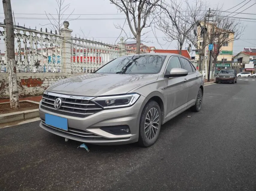 2019 Jeep Renegade 1.3T 173HP L4 7DCT,autocango,china used car exporter,china ev exporter,chinese used car exporter,chinese used ev exporter