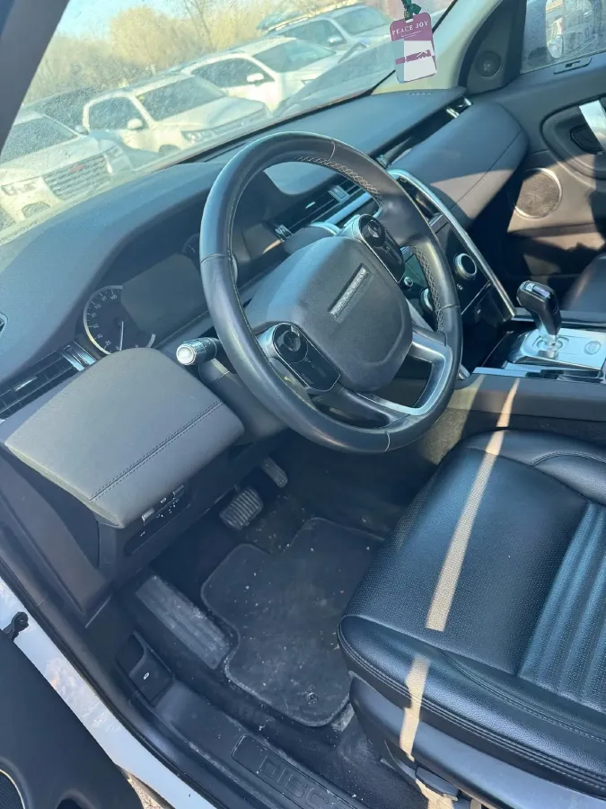 2020 Land Rover Discovery Sport 2.0T 200HP L4 9AT,autocango,china used car exporter,china ev exporter,chinese used car exporter,chinese used ev exporter