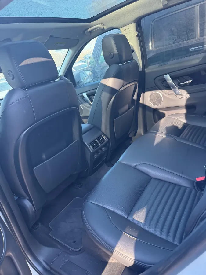 2020 Land Rover Discovery Sport 2.0T 200HP L4 9AT,autocango,china used car exporter,china ev exporter,chinese used car exporter,chinese used ev exporter