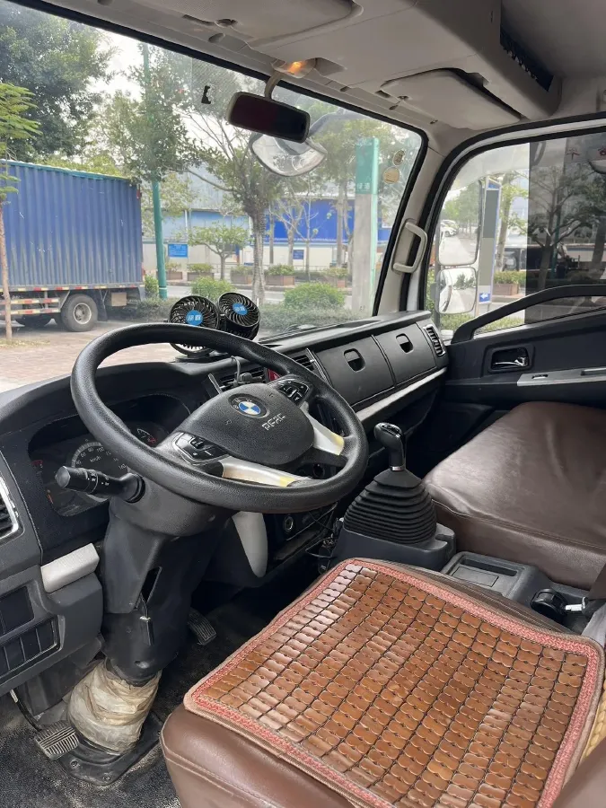 2019 DongFeng Aeolus AX3 1.6L 117HP L4 5MT,autocango,china used car exporter,china ev exporter,chinese used car exporter,chinese used ev exporter