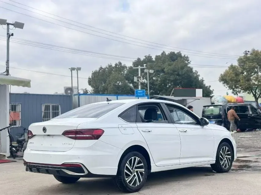 2024 Volkswagen Lavida 1.5L 110HP L4 6AT,autocango,china used car exporter,china ev exporter,chinese used car exporter,chinese used ev exporter