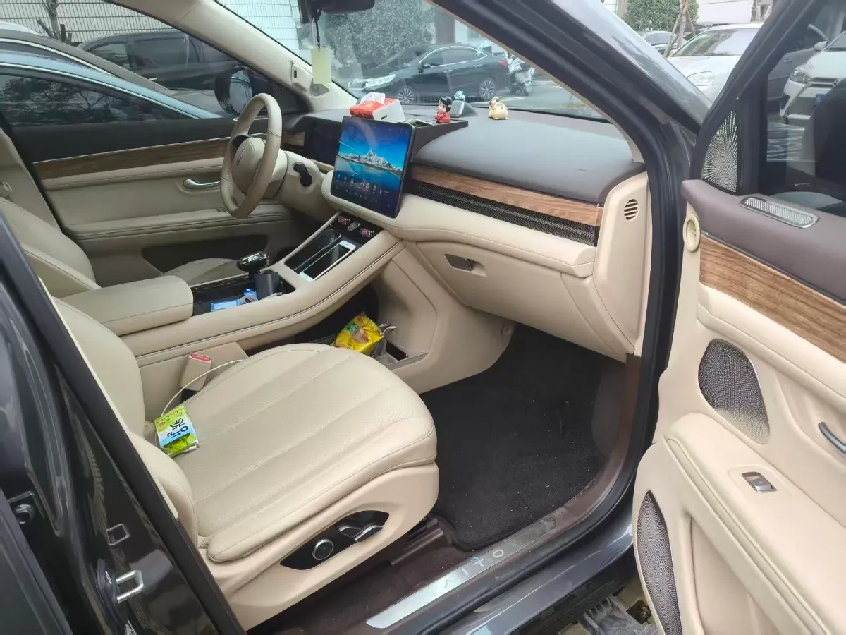 2024 Jaguar E-PACE 1.5T 200HP L3 8AT,autocango,china used car exporter,china ev exporter,chinese used car exporter,chinese used ev exporter