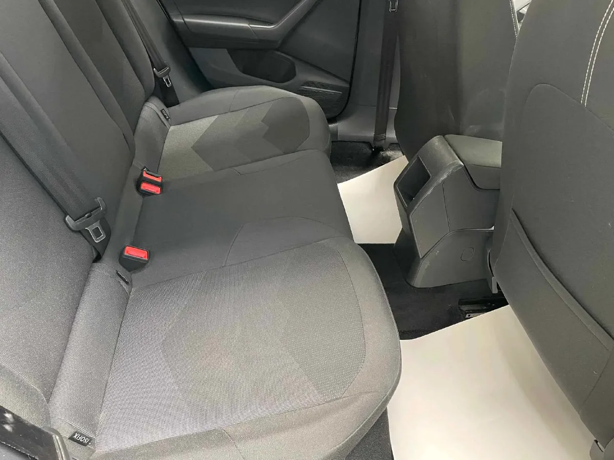 2021 Bestune T55 1.5T 169HP L4 7DCT,autocango,china used car exporter,china ev exporter,chinese used car exporter,chinese used ev exporter