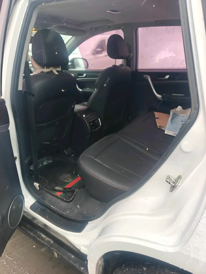 2019 Haval M6 1.5T 150HP L4 7DCT,autocango,china used car exporter,china ev exporter,chinese used car exporter,chinese used ev exporter