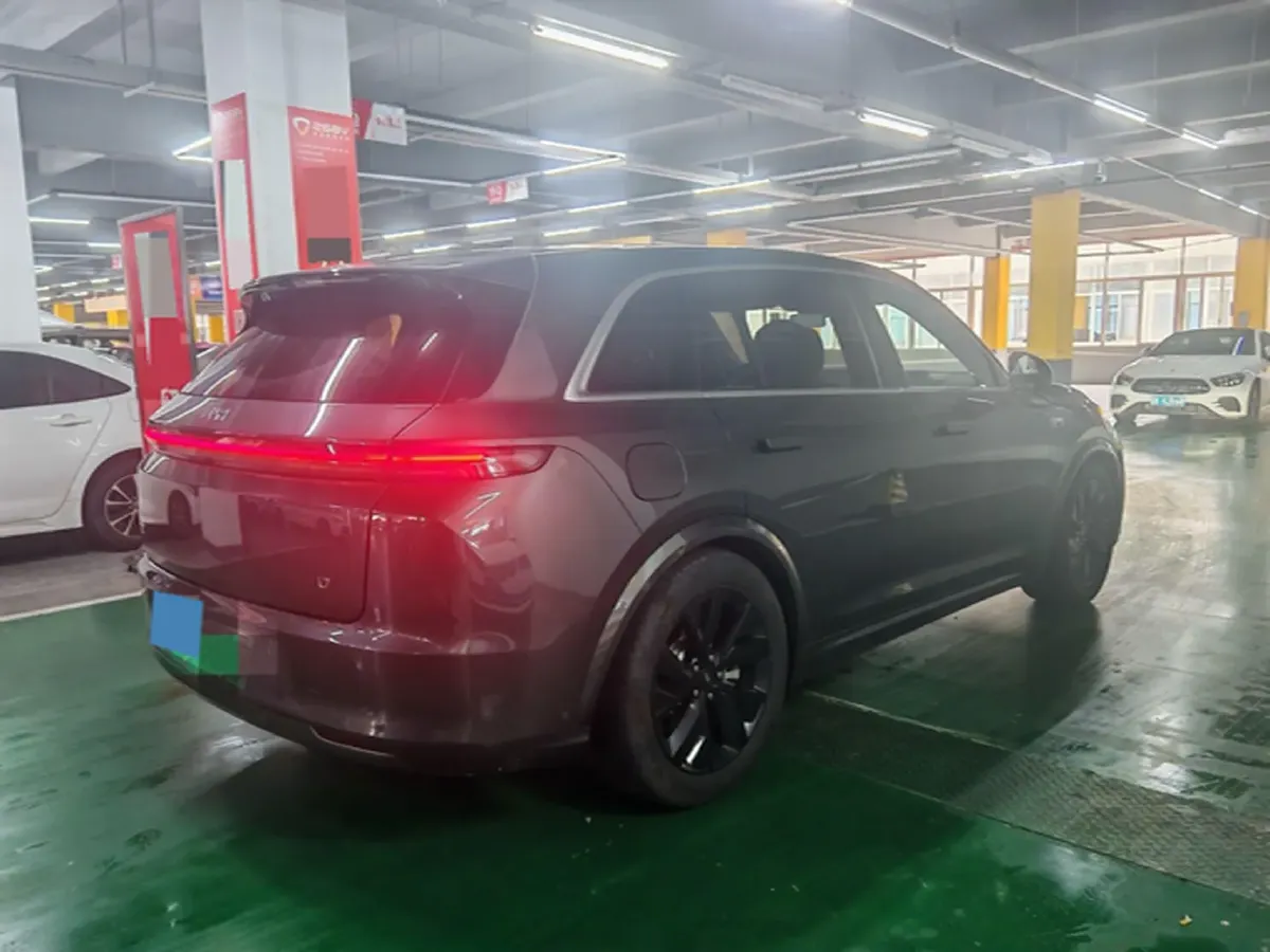 2023 Li L7 Range Extended 154HP REEV 40.9KWH,autocango,china used car exporter,china ev exporter,chinese used car exporter,chinese used ev exporter