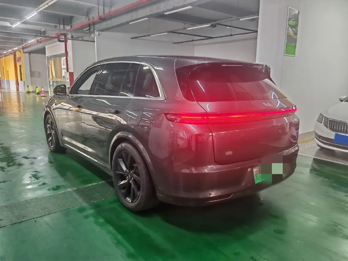 2023 Li L7 Range Extended 154HP REEV 40.9KWH,autocango,china used car exporter,china ev exporter,chinese used car exporter,chinese used ev exporter