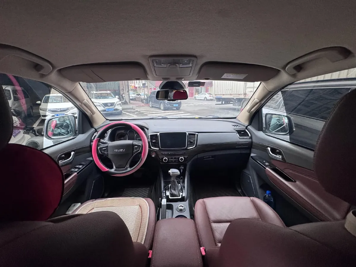 2020 Isuzu Mu-X 1.9T 166HP L4 6AT,autocango,china used car exporter,china ev exporter,chinese used car exporter,chinese used ev exporter