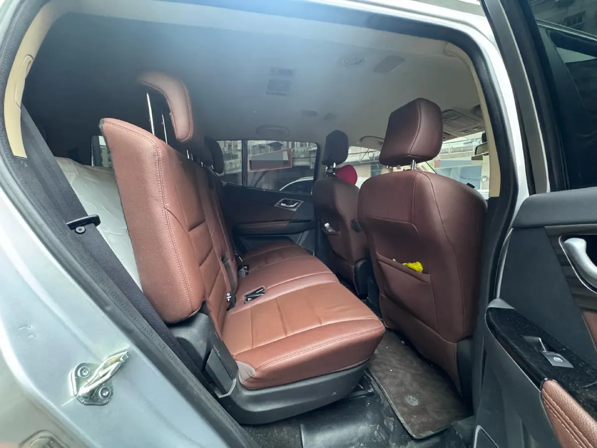 2020 Isuzu Mu-X 1.9T 166HP L4 6AT,autocango,china used car exporter,china ev exporter,chinese used car exporter,chinese used ev exporter