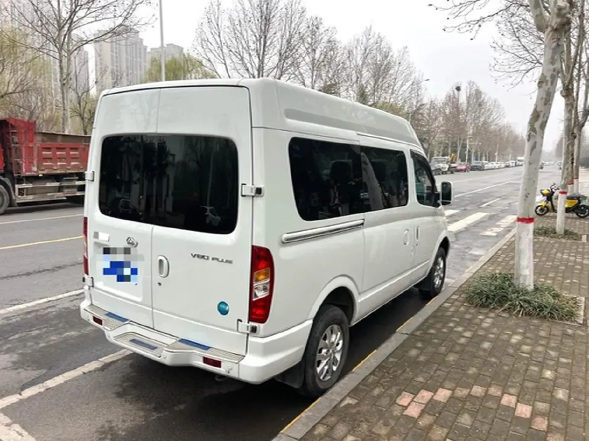 2021 MAXUS XinTu V80 2.0T 139HP L4 6MT,autocango,china used car exporter,china ev exporter,chinese used car exporter,chinese used ev exporter