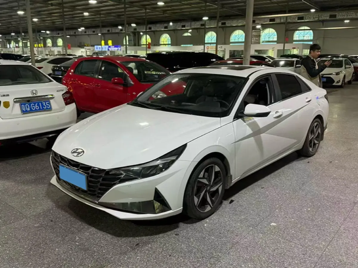 2022 Hyundai Elantra 1.5L 115HP L4 CVT,autocango,china used car exporter,china ev exporter,chinese used car exporter,chinese used ev exporter