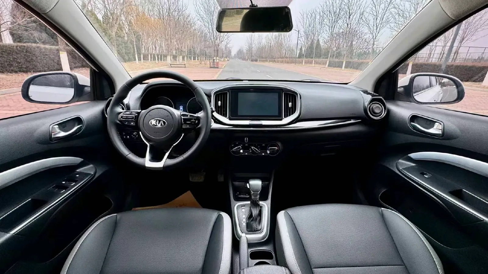 2021 Kia KX1 1.4L 100HP L4 6AT,autocango,china used car exporter,china ev exporter,chinese used car exporter,chinese used ev exporter