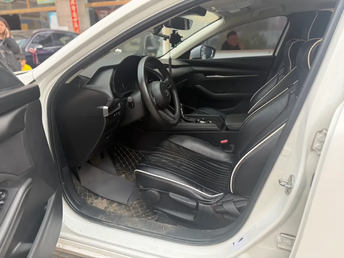 2020 Mazda 3 Axela 1.5L 117HP L4 6AT,autocango,china used car exporter,china ev exporter,chinese used car exporter,chinese used ev exporter