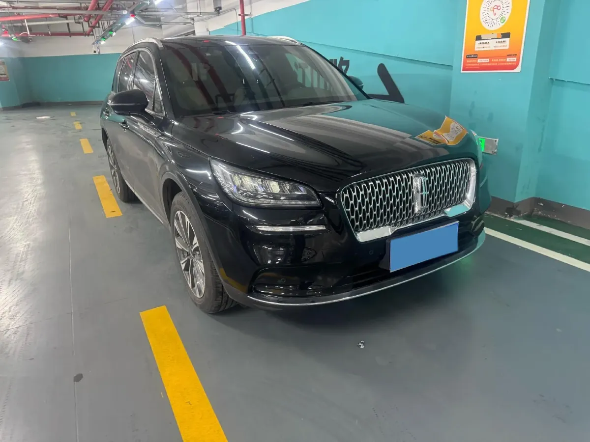2022 Lincoln Corsair 2.0T 245HP L4 8AT,autocango,china used car exporter,china ev exporter,chinese used car exporter,chinese used ev exporter