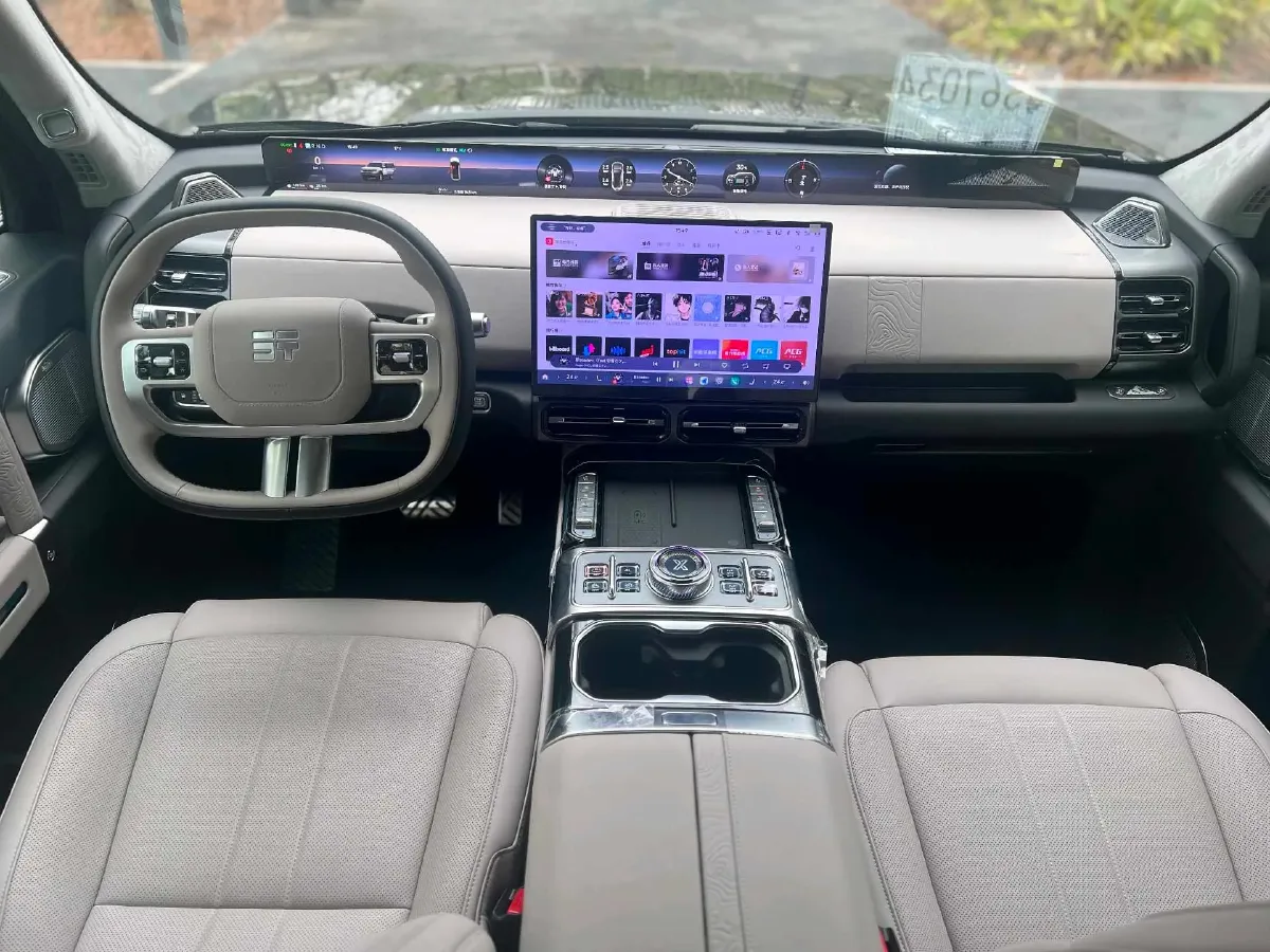 2025 Jetour Zongheng G700 2.0T 211HP L4 2DHT PHEV,autocango,china used car exporter,china ev exporter,chinese used car exporter,chinese used ev exporter