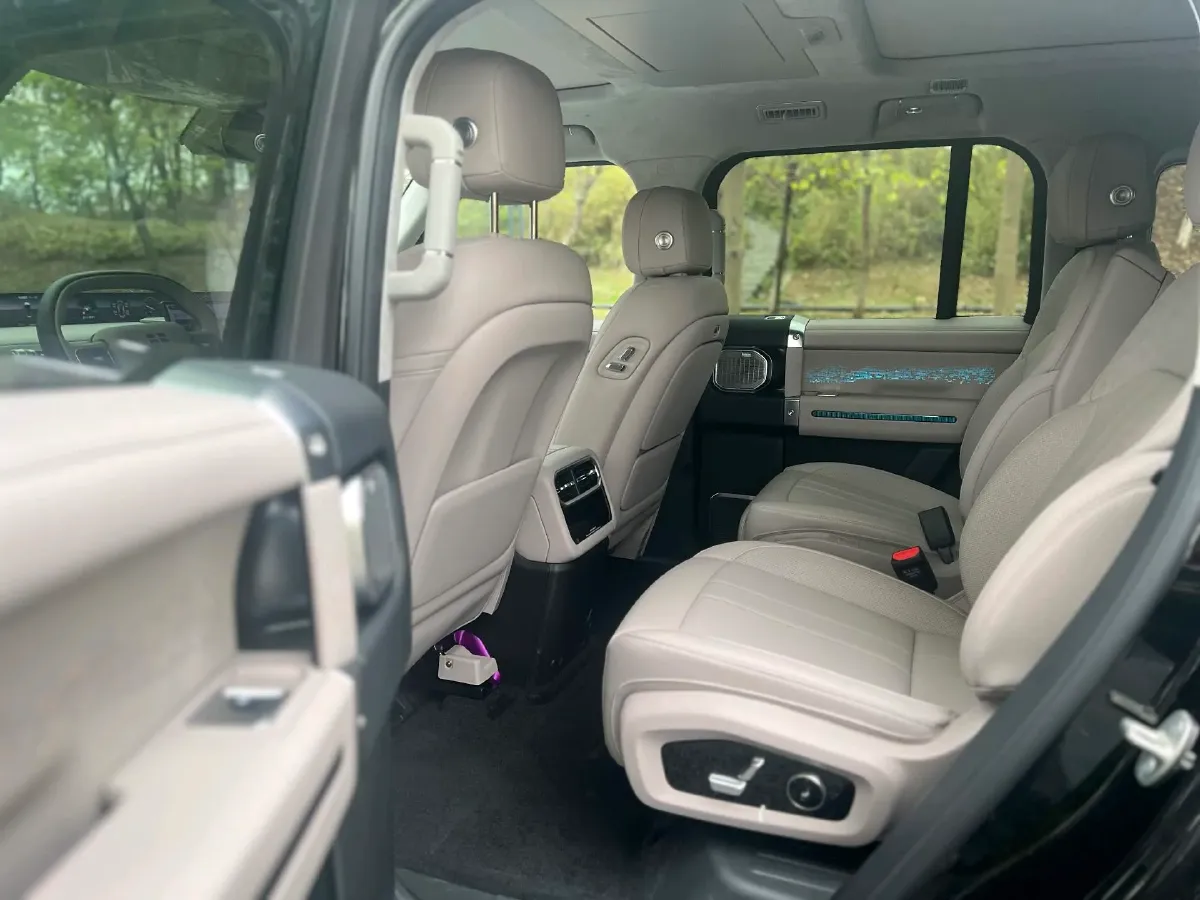 2025 Jetour Zongheng G700 2.0T 211HP L4 2DHT PHEV,autocango,china used car exporter,china ev exporter,chinese used car exporter,chinese used ev exporter