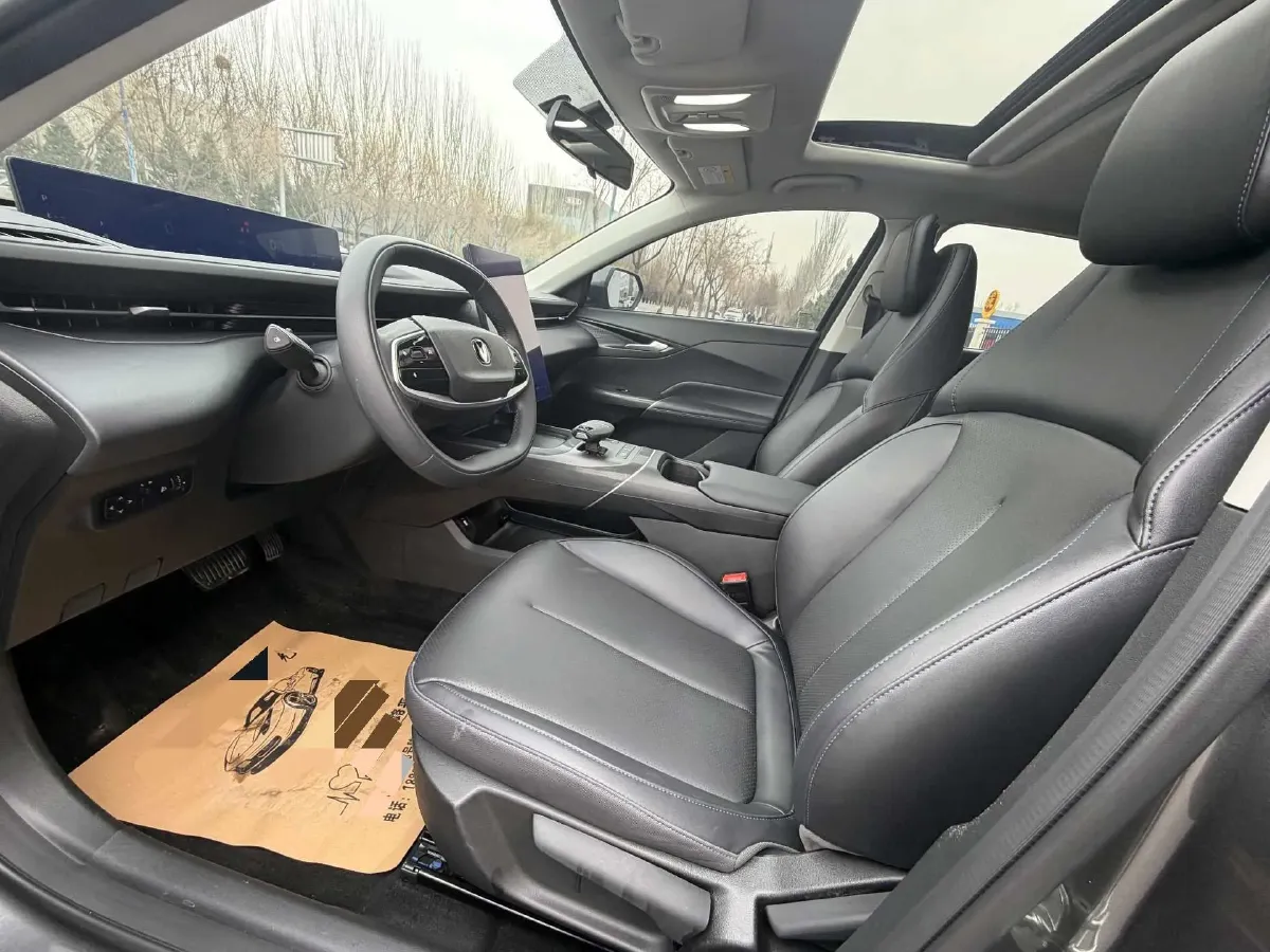 2023 ChangAn Lamore 1.5T 170HP L4 7DCT,autocango,china used car exporter,china ev exporter,chinese used car exporter,chinese used ev exporter