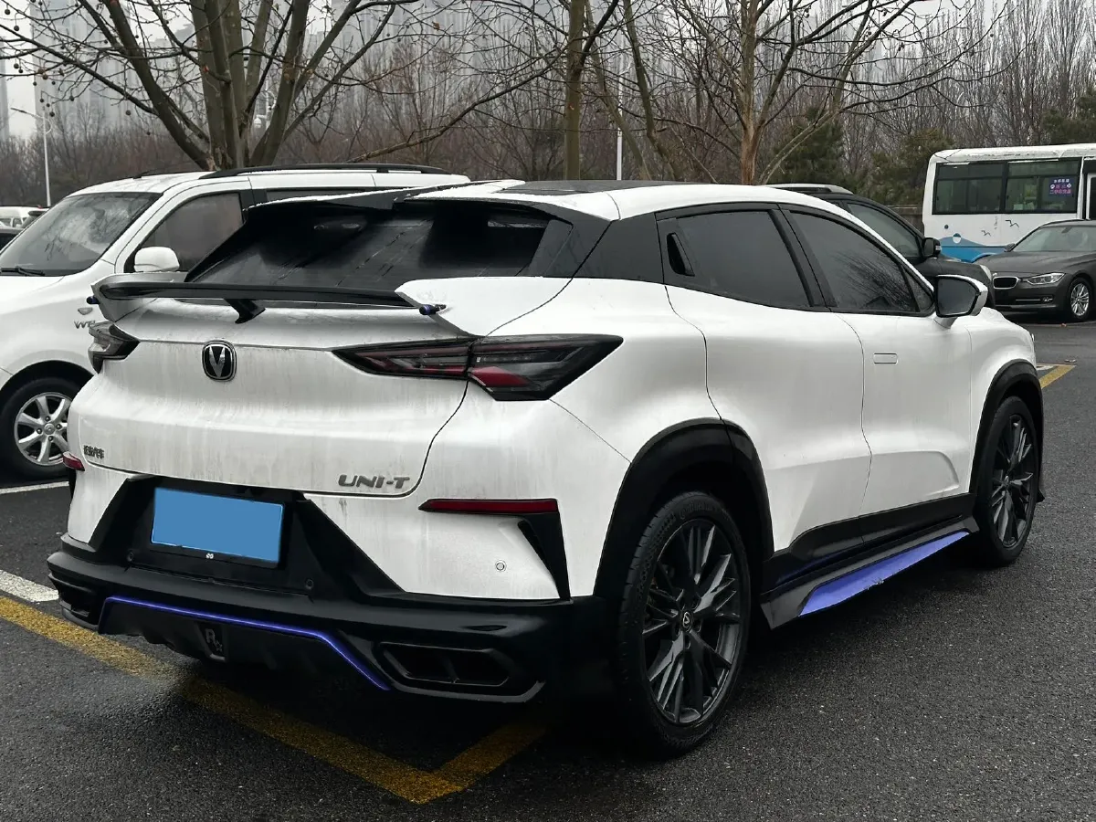 2023 ChangAn UNI-T 1.5T 188HP L4 7DCT,autocango,china used car exporter,china ev exporter,chinese used car exporter,chinese used ev exporter