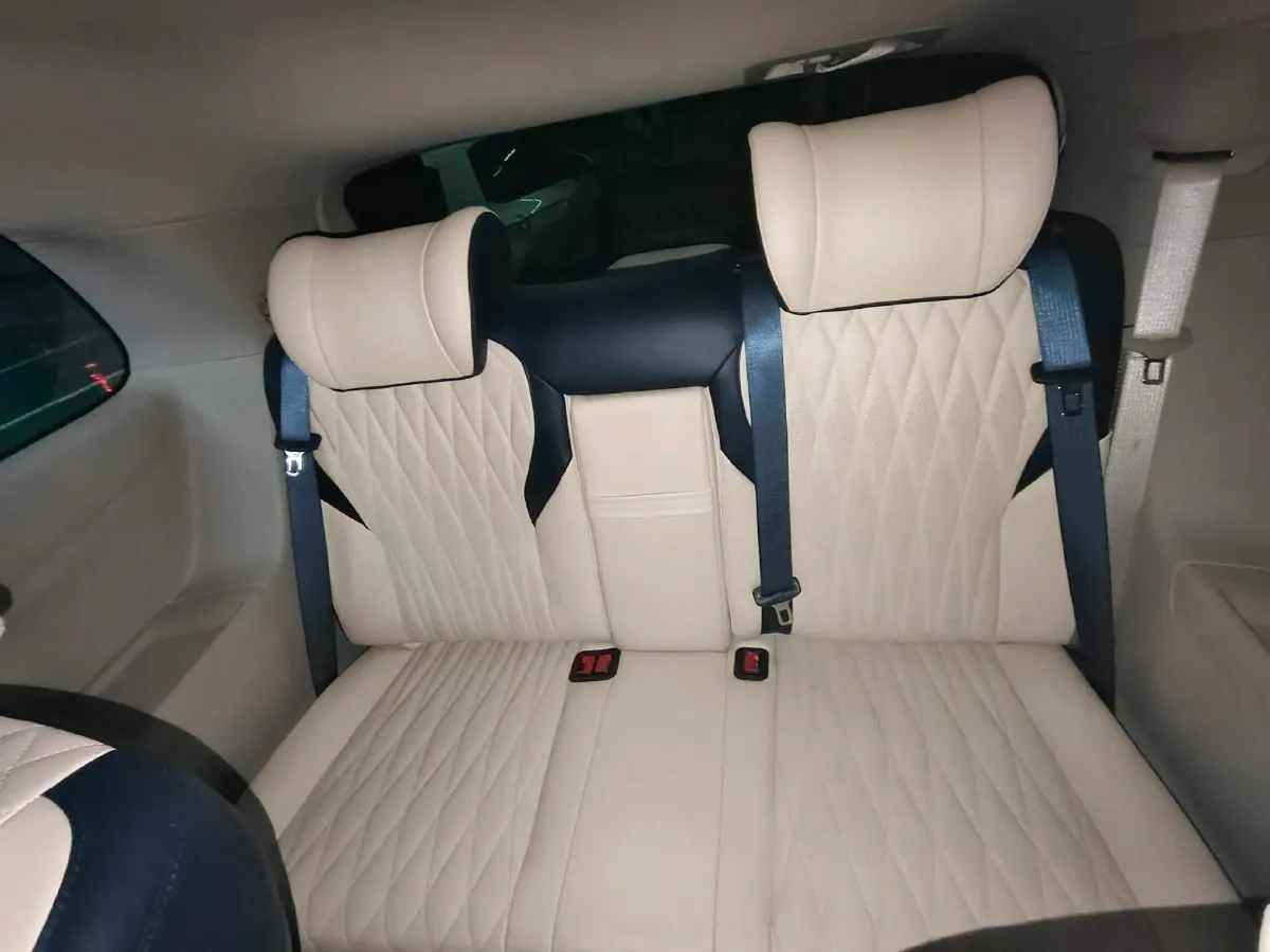 2022 Buick GL8 2.0T 237HP L4 9AT,autocango,china used car exporter,china ev exporter,chinese used car exporter,chinese used ev exporter