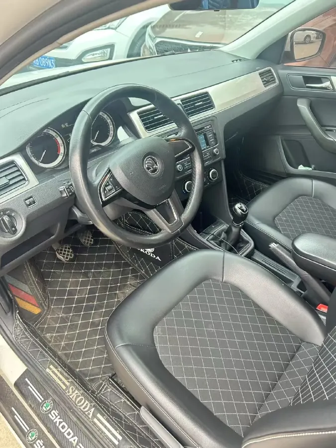 2018 Skoda Rapid 1.6L 110HP L4 5MT,autocango,china used car exporter,china ev exporter,chinese used car exporter,chinese used ev exporter
