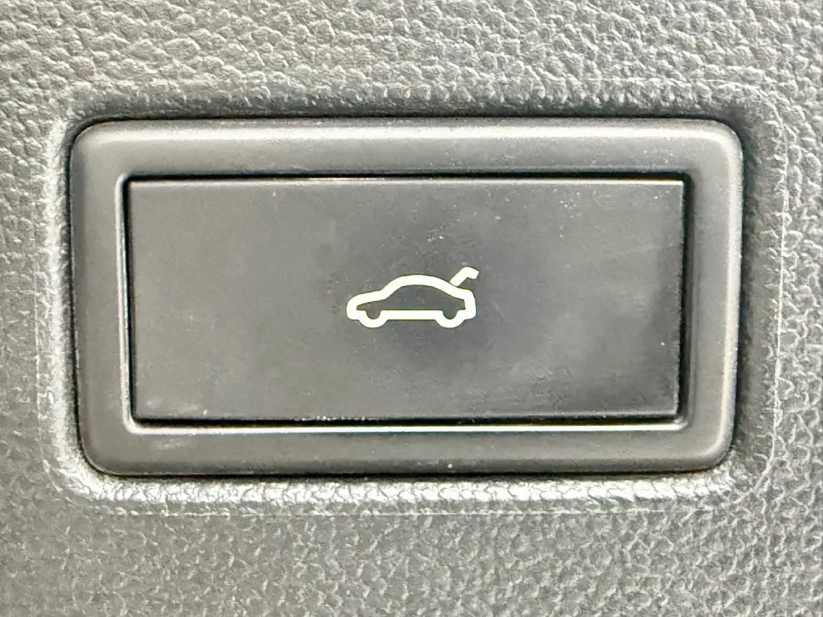 2022 Skoda Superb 2.0T 186HP L4 7DCT,autocango,china used car exporter,china ev exporter,chinese used car exporter,chinese used ev exporter