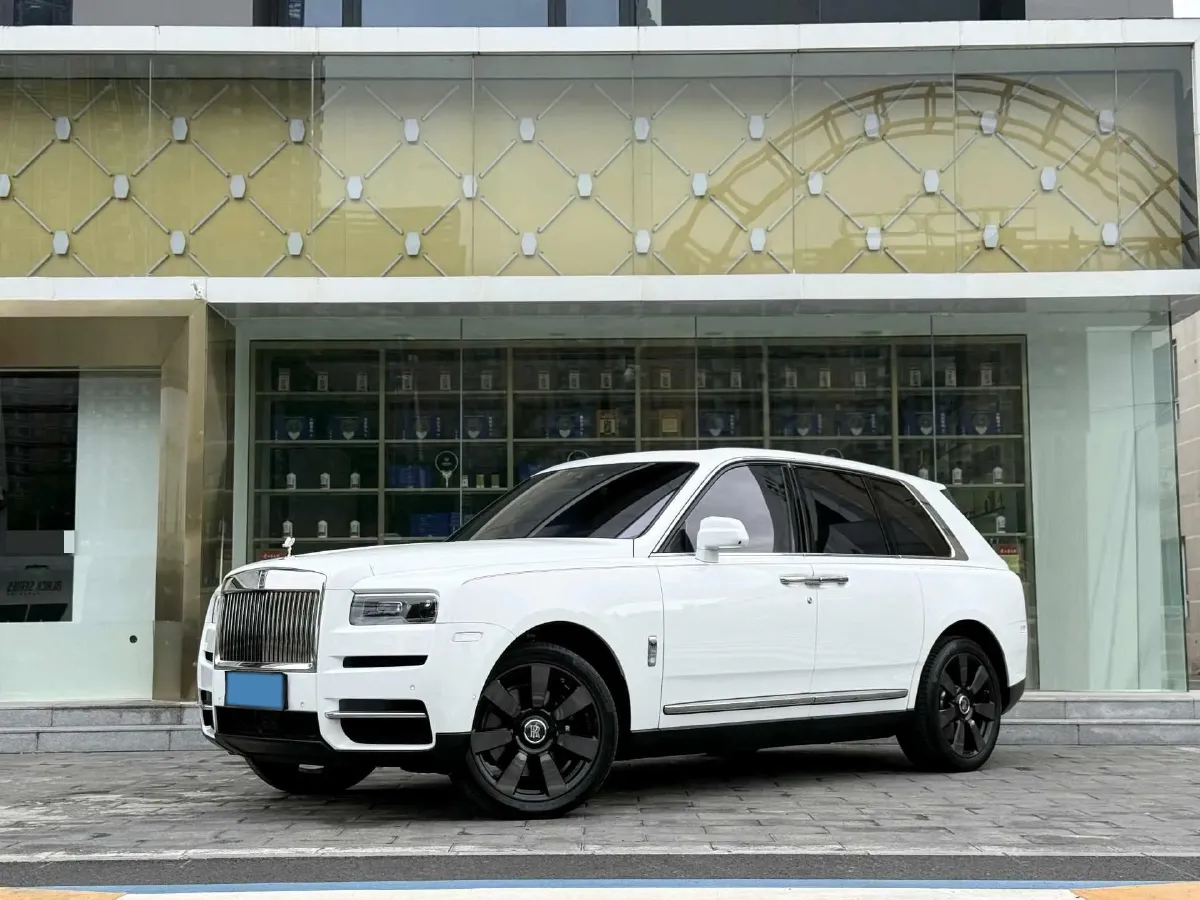 2018 Rolls-Royce Cullinan 6.7T 571HP V12 8AT,autocango,china used car exporter,china ev exporter,chinese used car exporter,chinese used ev exporter