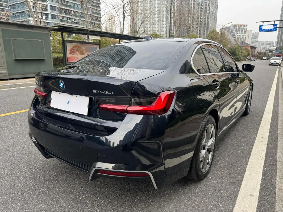 2024 BMW i3 BEV 70KWH,autocango,china used car exporter,china ev exporter,chinese used car exporter,chinese used ev exporter