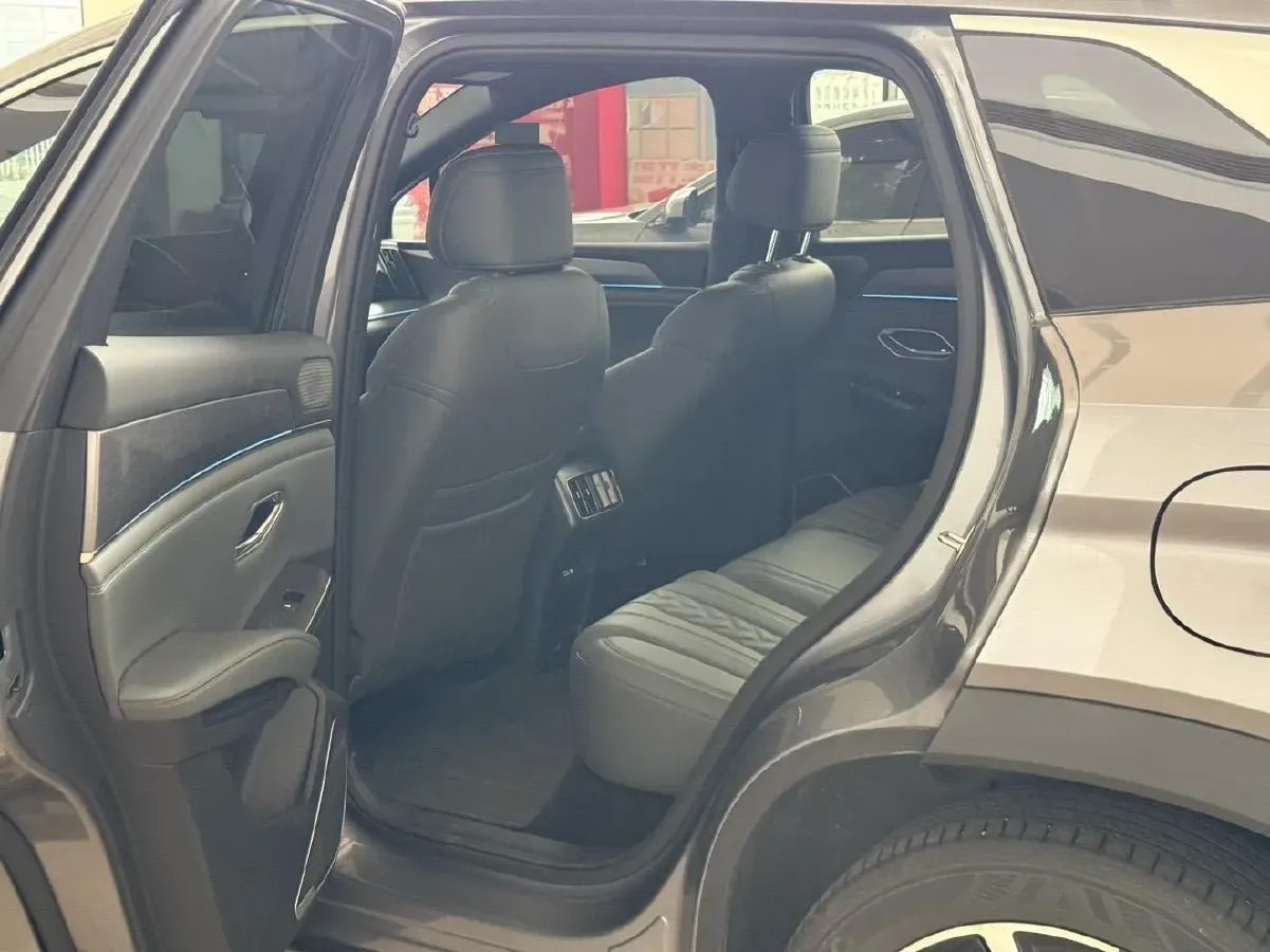 2025 BYD SongL DM-i 1.5L 101HP L4 E-CVT PHEV 26.6KWH,autocango,china used car exporter,china ev exporter,chinese used car exporter,chinese used ev exporter