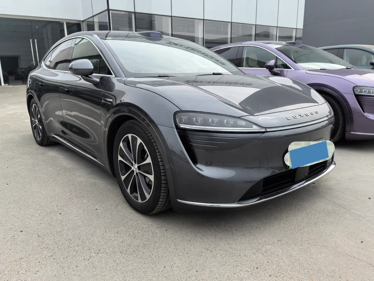 2025 Luxeed R7 REEV 156HP REEV 37KWH,autocango,china used car exporter,china ev exporter,chinese used car exporter,chinese used ev exporter